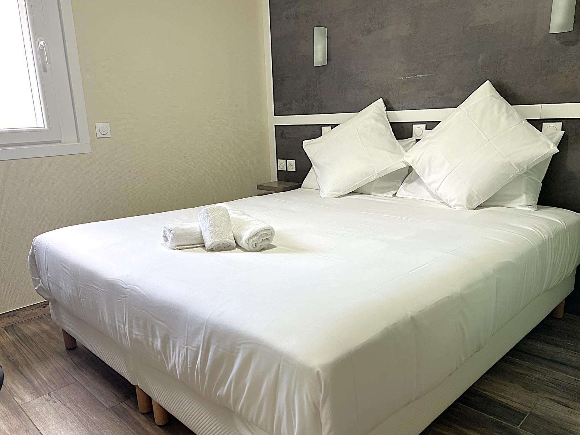 Contact Arc-en-ciel - Reouverture - Entierement Renove Hotel Mülhausen